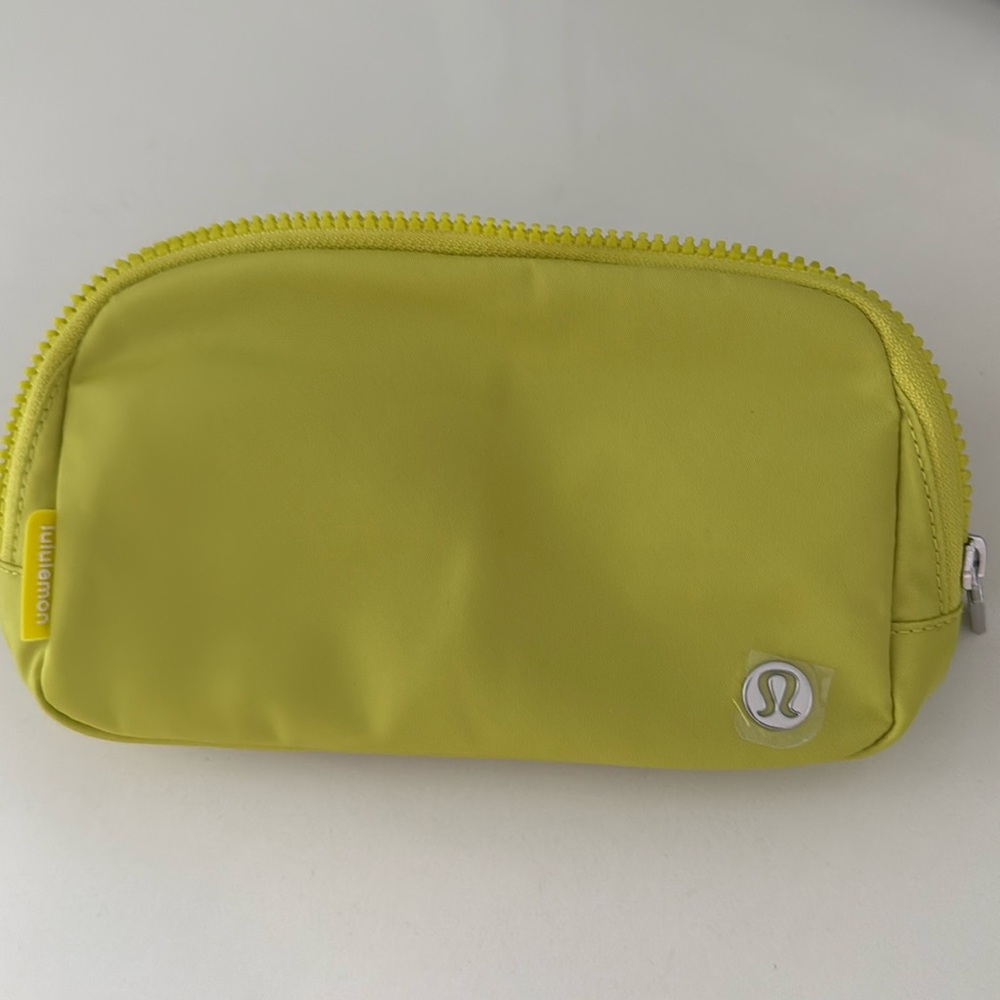 Lululemon belt bag